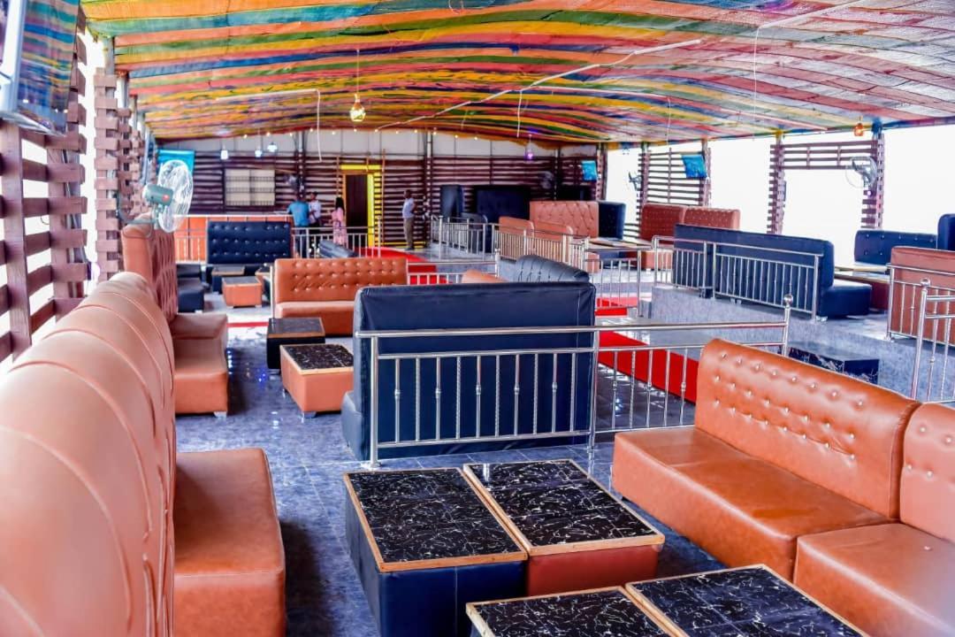 Murphy'S Mansion Resort Umuahia Luaran gambar